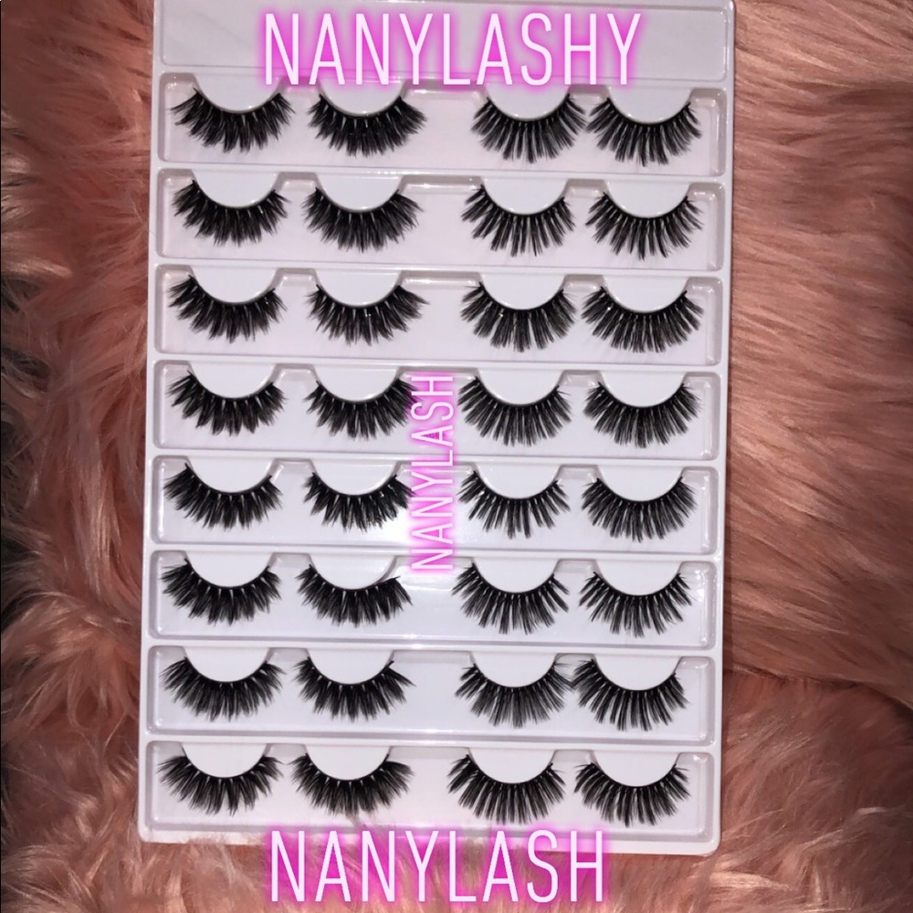 🦋🦋16 Pairs Faux Wispy Mink Lashes LashBook 🦋🦋